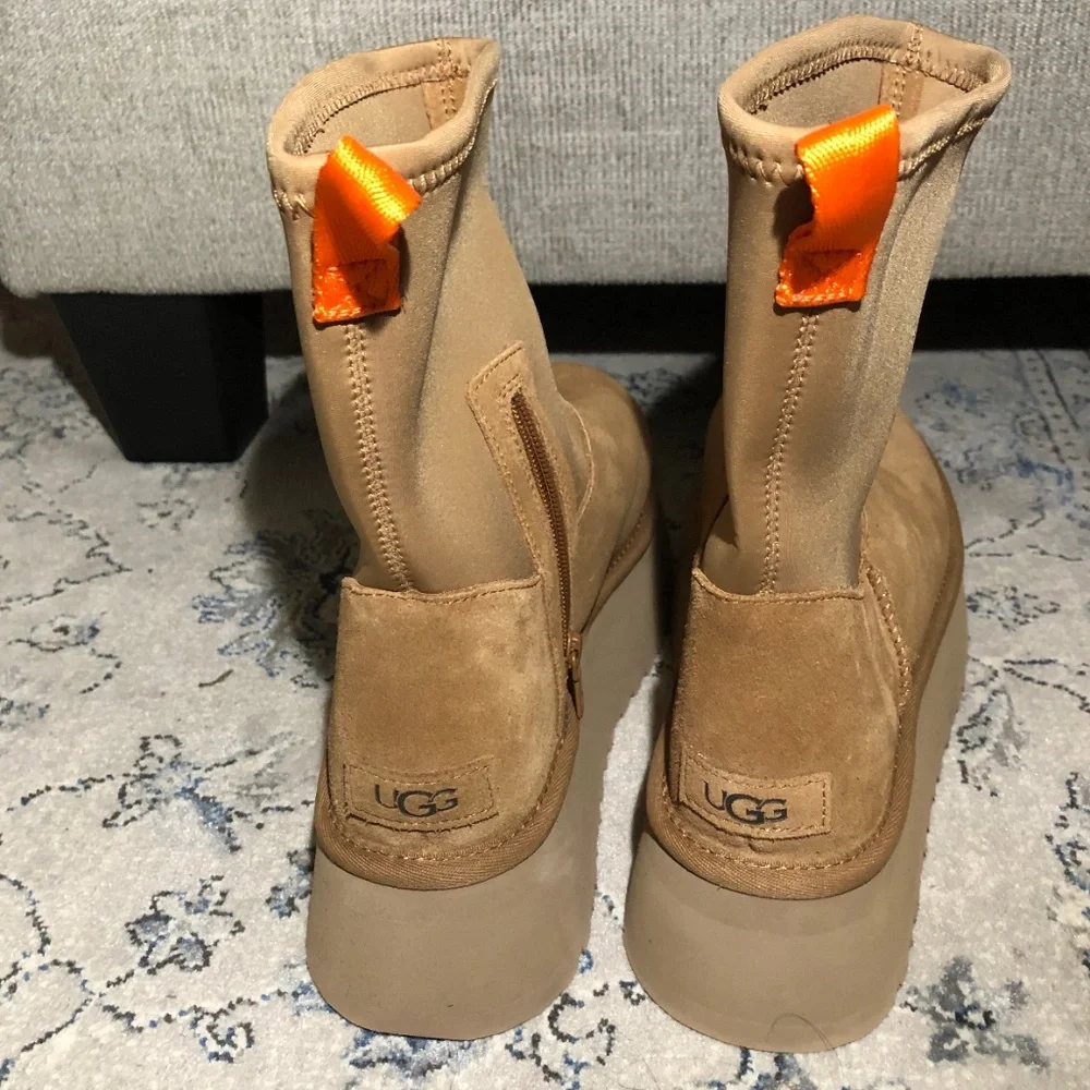 Ugg Classic Dipper platform short boots in Chestnut suede tan